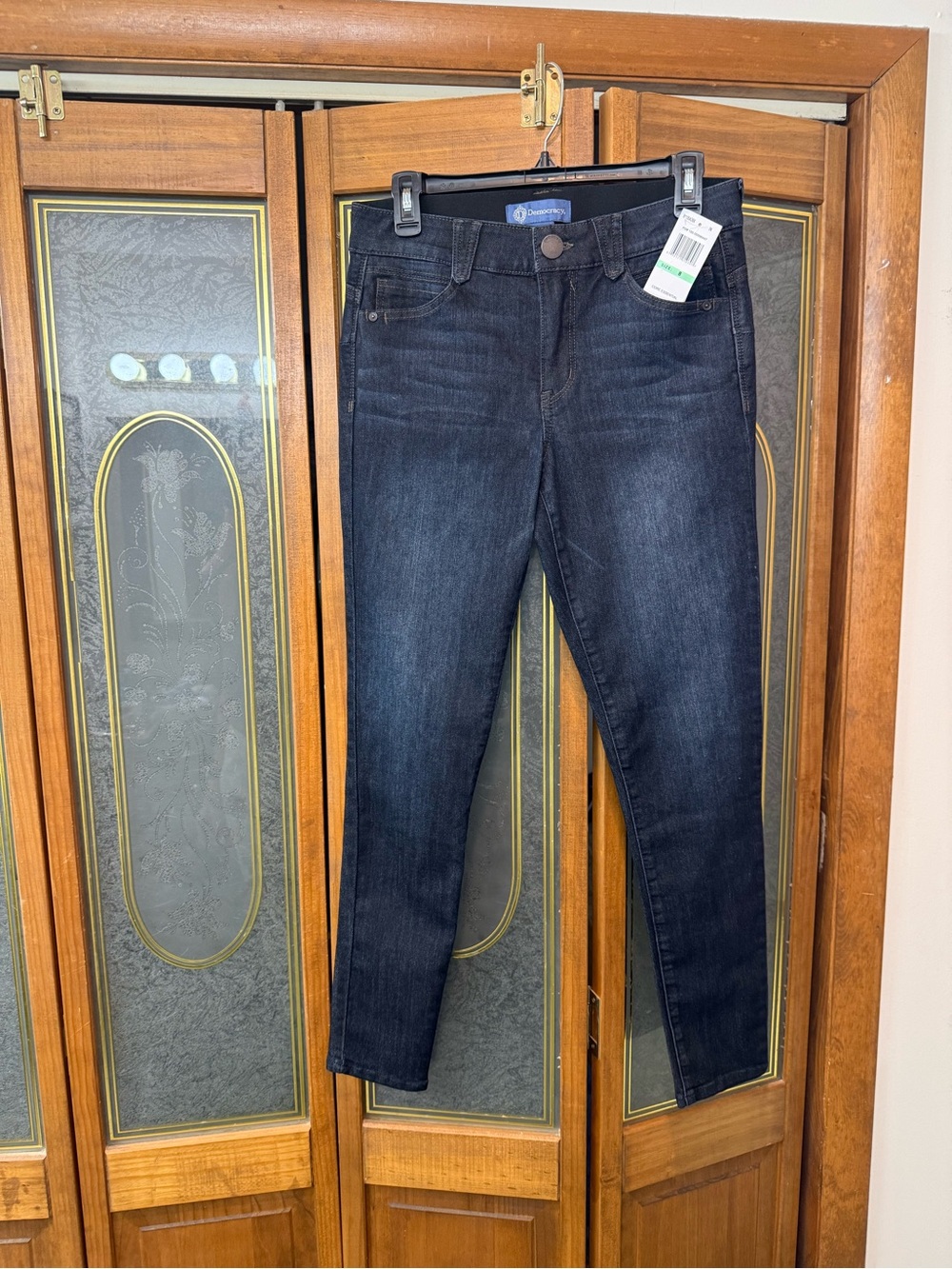 DEMOCRACY LADIES  Dark Wash Skinny Jeans - Dark Blue, BRAND NEW